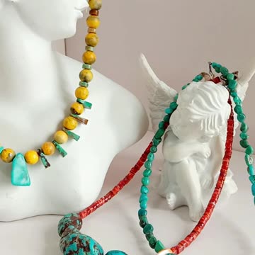 Natural turquoise with bumble bee roundle beads necklace full strand 16inch gift04