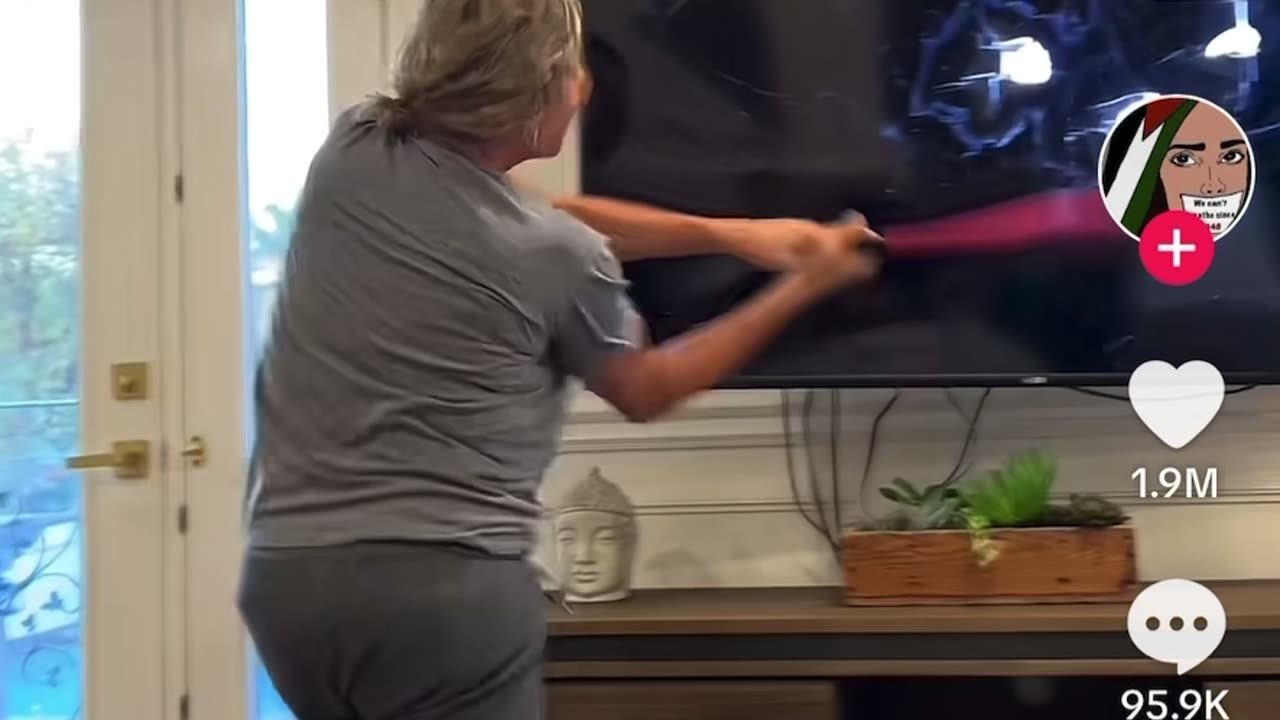 Woman Goes Insane While Watching Bibi Speak on TV