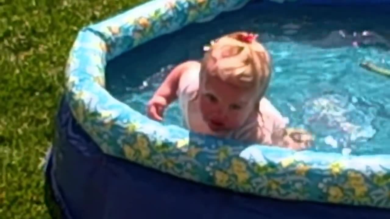 Try not to laught / funny baby fail video complation