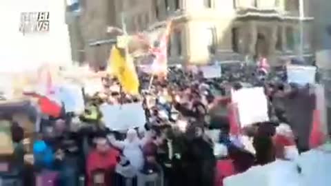 Ezra Levant of Rebel News addresses the Truck Convoy in Ottawa Canada Today