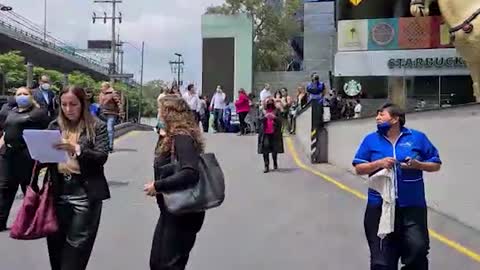 Mexico City building's evacuated during massive earthquake