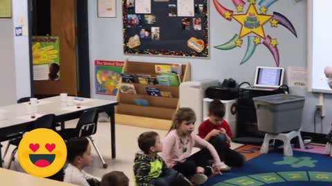 Sweet Moment Military Dad Surprises 5-Year-Old Daughter at School