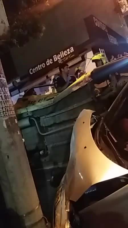 Video: Accidente en el barrio Villabel de Floridablanca dejó tres lesionados