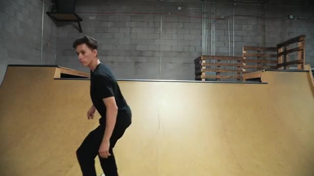 How_To_Kickturn_On_A_Skateboard