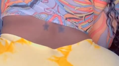 OMG I'm going crazy over this thick ass.