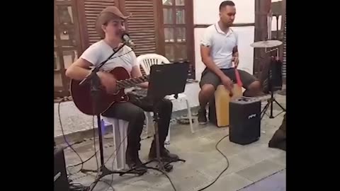 O DJ GUITARRISTA - VOZ E VIOLÃO