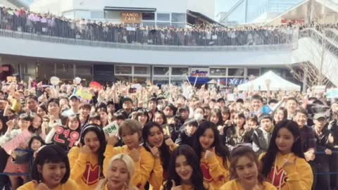 MOMOLAND Attracted More Than 25K Fans To Their Japan Event!