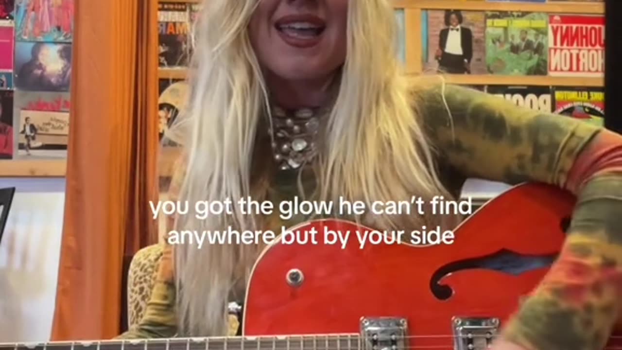 Hope Waidley's New Single "No Man" 02/25/2024