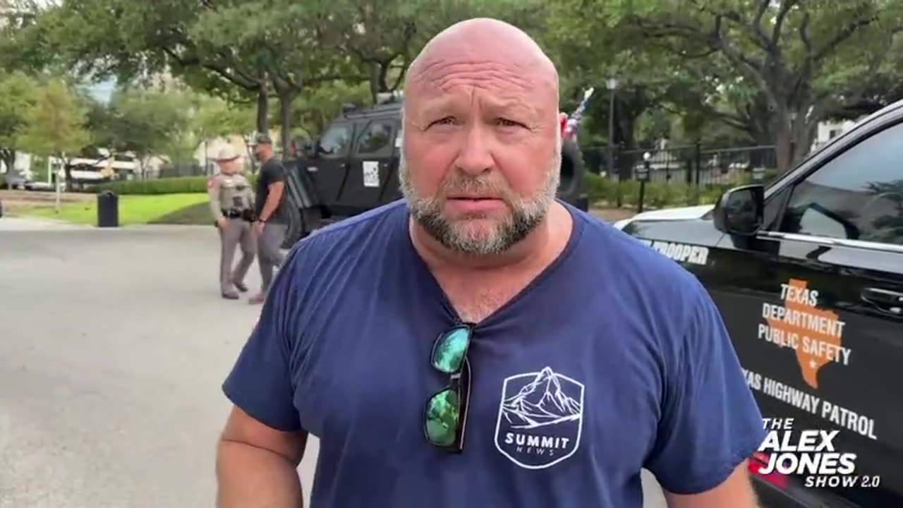 Alex Jones Harassed for Protesting New COVID Mandates