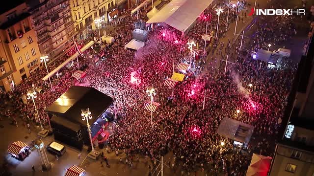 Atmosfera na Trgu bana Josipa Jelačića nakon Rakitićevog gola