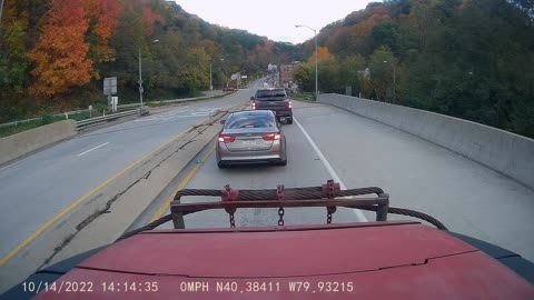 Shoulder lane idiots