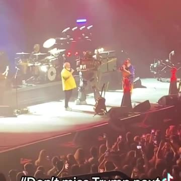 Tenacious D and Jack Black on Stage “Don’t miss Trump Next Time”