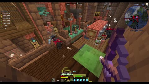 Minecraft [modded], finding and looting dungeons