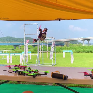 Racing Drone 🤯🚀 Don’t try this😱#mckfpv #fpv #fpvdrone #drone #tech #racing #racingdrone #mck #drl