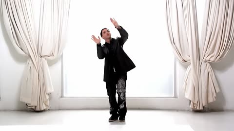 Akon - Beautiful (Official Music Video) ft. Colby O'Donis, Kardinal Offishall