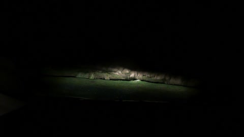 Night Driving to find a car park for an outro. Speedlapse