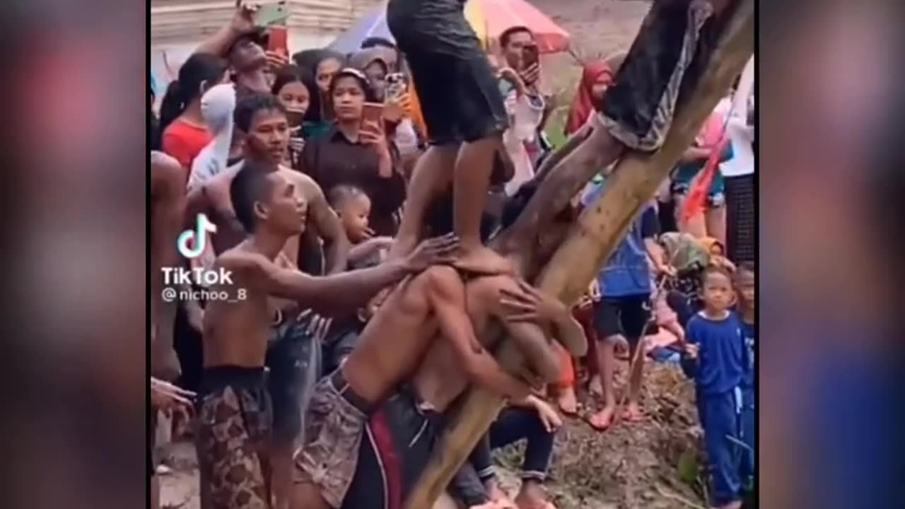 Larong Pinoy palusebo| funny compilation