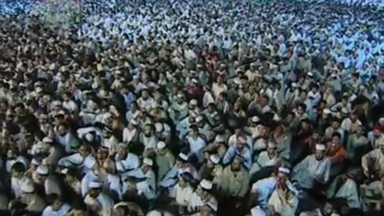 Very Emotional Clip of Shaykh ul Islam