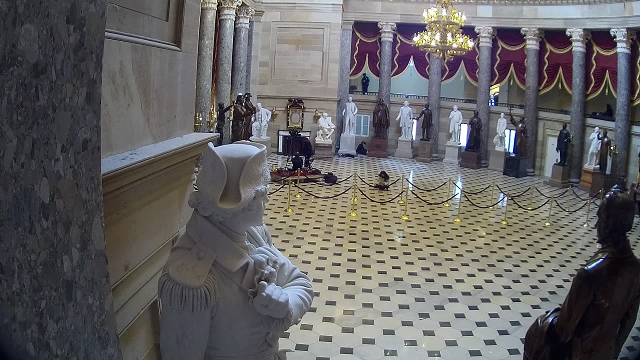 0966USC02StatuaryHallEast_2021-01-06_13h25min10s557ms.mp4