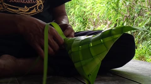 How to make a Coconut leaf bucket - Coconut(palm) leaf craft.