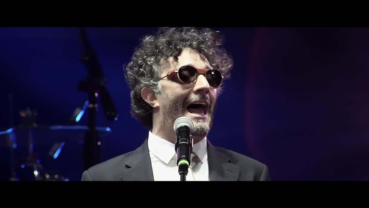 FITO PAEZ UN VESTIDO Y UN AMOR