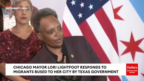 Lori Bugface on buses of illegal migrants from Texas: She take them all!😁
