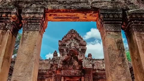 Banteay Srey Temple