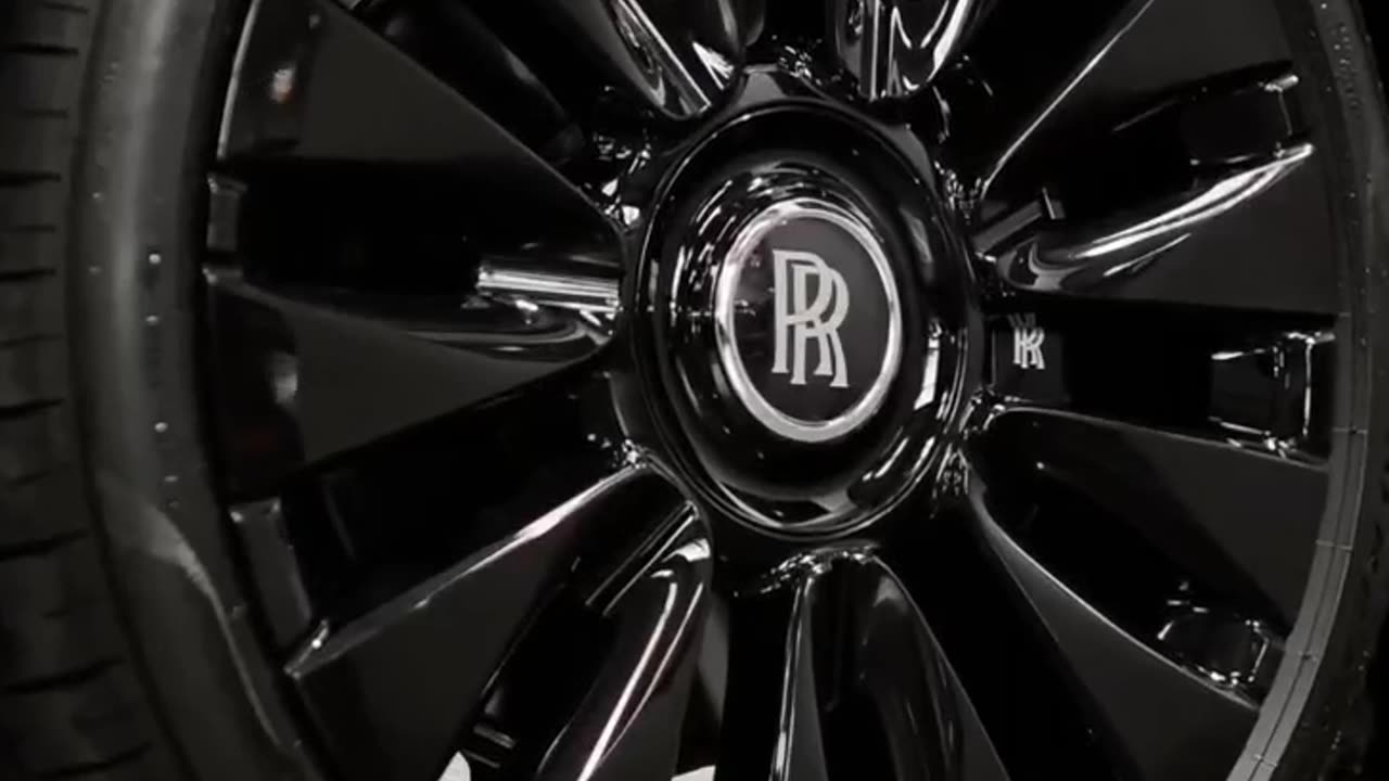 Rolls-Royce 2024: The Ultimate in Luxury and Craftsmanship