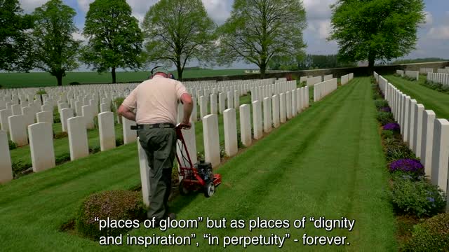 What is the Commonwealth War Graves Commission?