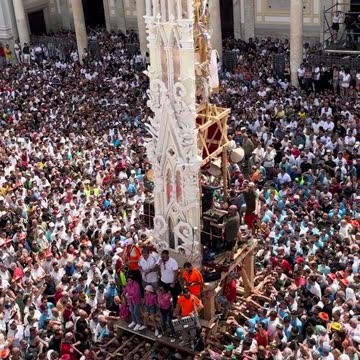 Per loro basta che si radunano è ba tu bene , anche la merda ...