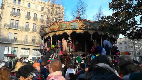 France-Marseille: 6.500 people defy anti-Covid measures to celebrate Carnival