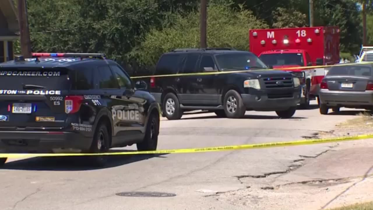 2 masked men killed during possible 'jugging' attempt at East End