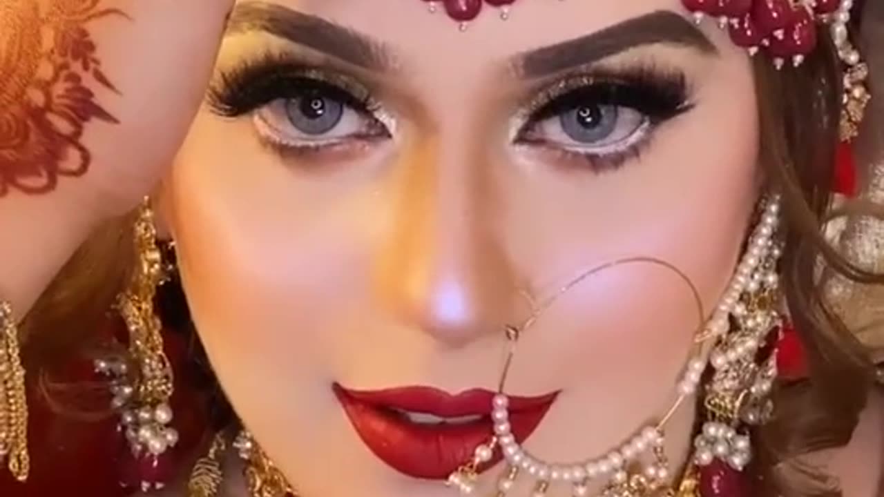 Pakistani beautiful Barat Bridal