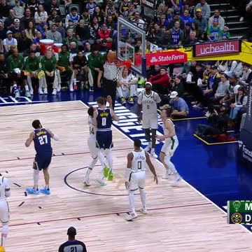 NBA - Jamal Murray hangs in air and gets the circus shot to go 😲 Bucks-Nuggets