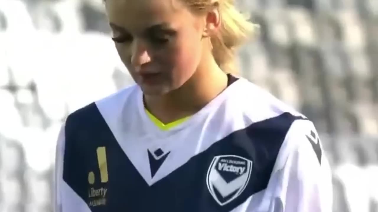 Woman Football Funny Clips