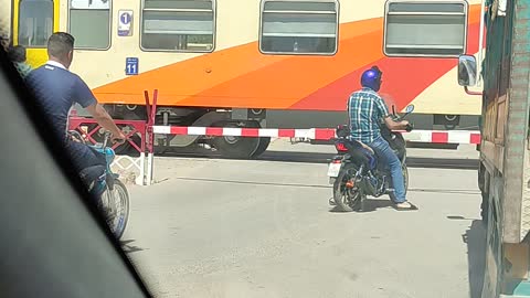 Old African Train Still Running Despite Its Age