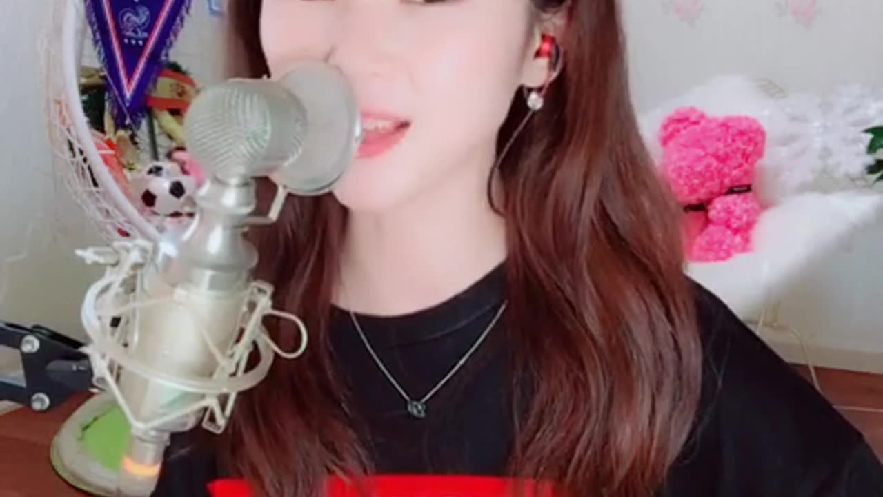 美女热舞