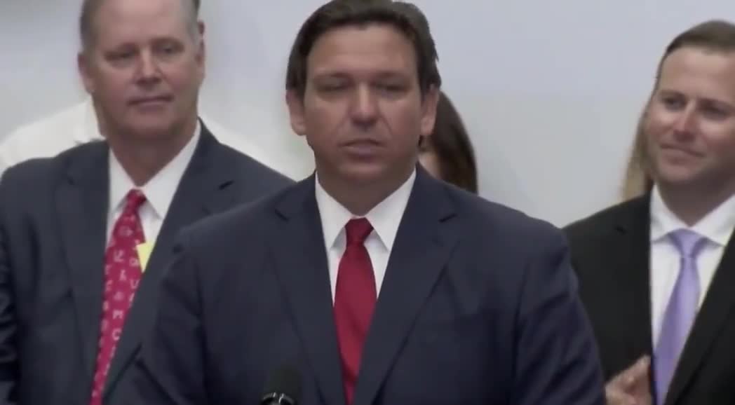 DeSantis Sends Shockwaves With Twitter Announcement