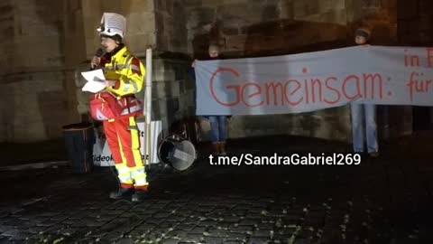 Notarzt Dr. Andreas Grüner aus Halle spricht Klartext (Re-Upload)