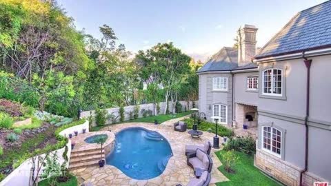 Jackie Chan - House Tour - His Luxurious $10.8 Million Beverly Hills Mansion