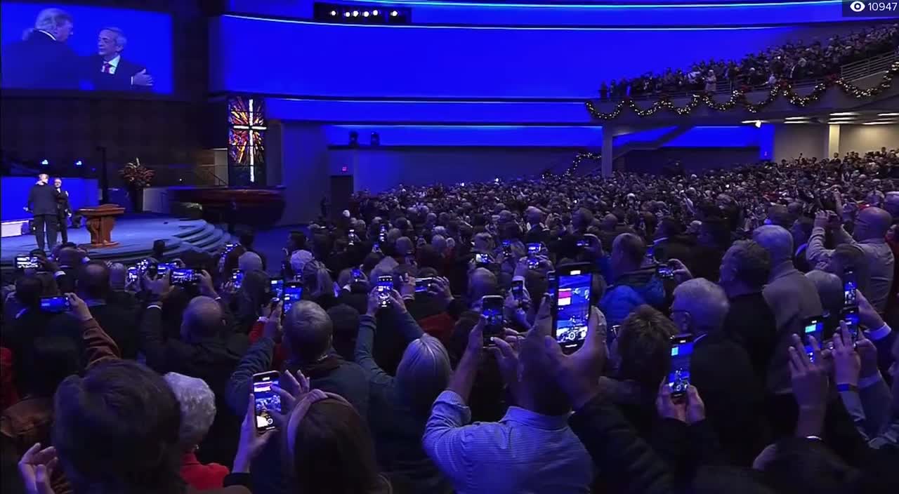 President Trump just gave an amazing speech at First Baptist Dallas. Enjoy! 🇺🇸