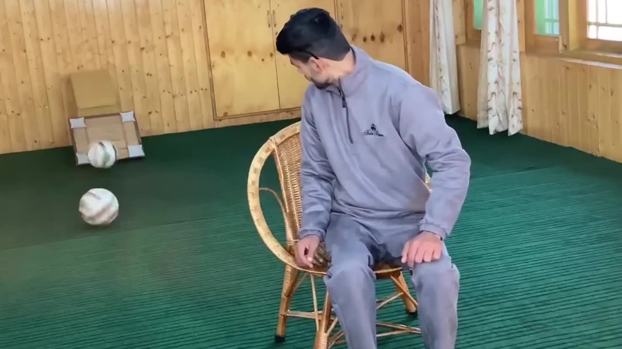 People Are Awesome - Home-made football tricks by @shah_huzaib7 with lo..