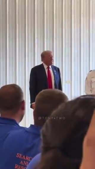 Biden and Harris being met with silence, Trump walked in behind and met with standing ovation