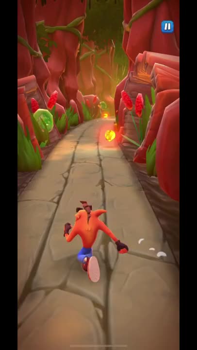 Inferno Ant Drone Boss Fight Gameplay - Crash Bandicoot: On The Run!
