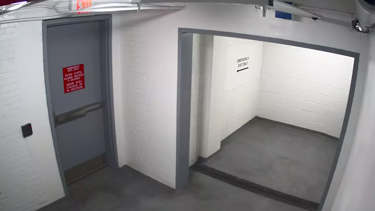 6133RHOBG2G208BLobby8_2021-01-06_23h40min02s877ms.mp4