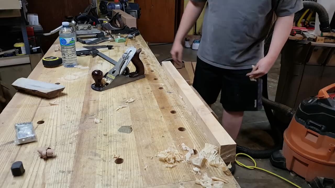 Setting the Chipbreaker on a Hand Plane to Control Tearout