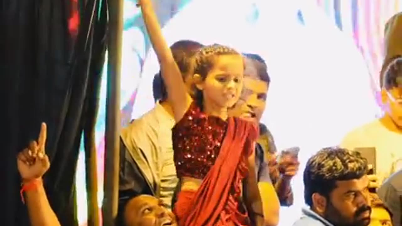 Little girl dance