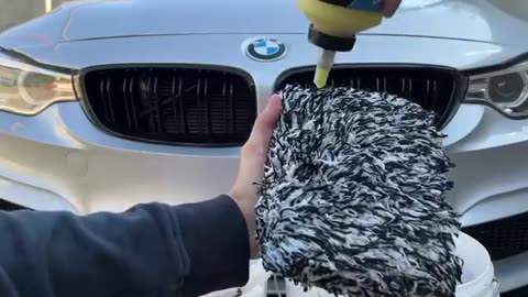 YOU NEED TO SEE THIS SATISFYING BMW WASH