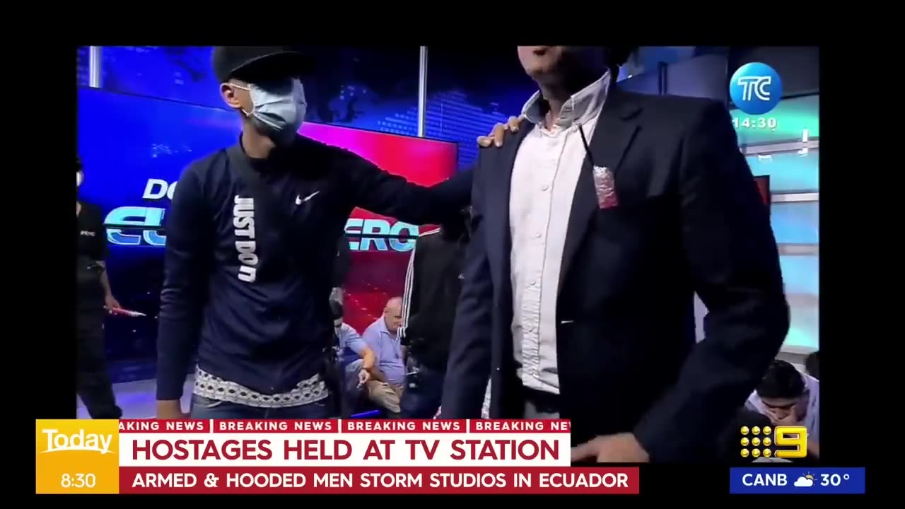 Armed men take over TV station broadcast in Ecuador | 9 News Australia