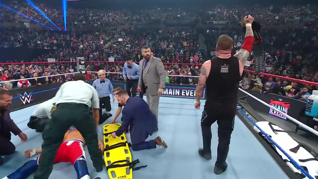 EXCLUSIVE: Kevin Owens obliterates Cody Rhodes with a Piledriver: Saturday Night's Main Event